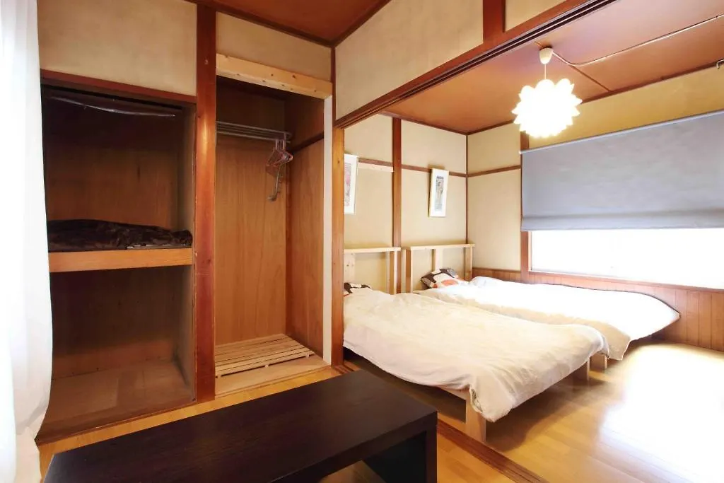 Golden Pavilion House Hotel Kyoto 0*,  Japan